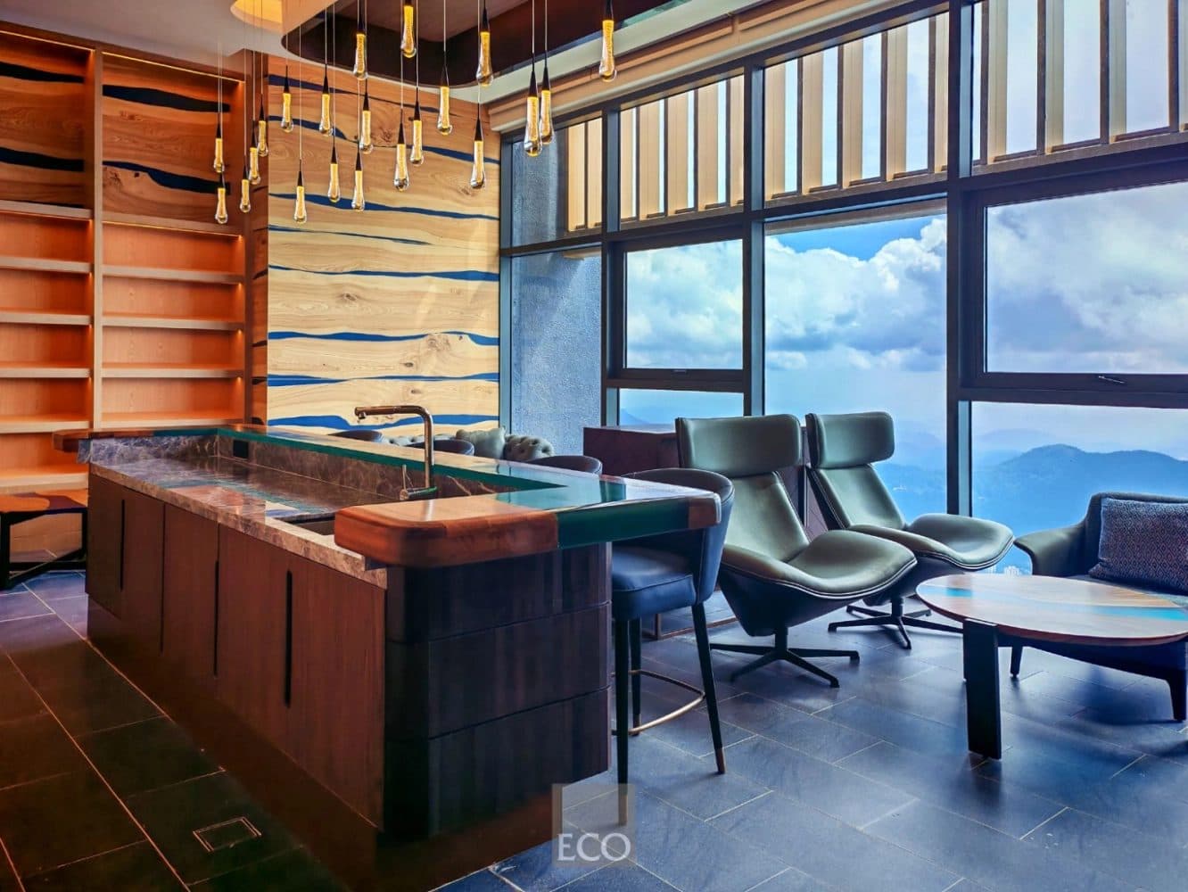 Lounge di Antara Genting yang menghadap tanah tinggi. Projek FF&E RM143.24 juta untuk TME Builders ni sahaja bawa 60.90% hasil FY2025.