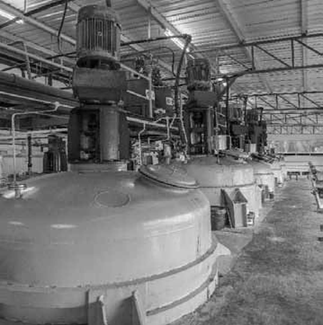Reaktor pempolimeran emulsion. Kebakaran Mei 2022 memusnahkan loji jenis ni di Kilang Valdor, dan Kumpulan terima RM10.92 juta insurans sebelum kilang tu beroperasi semula pada Disember 2024.