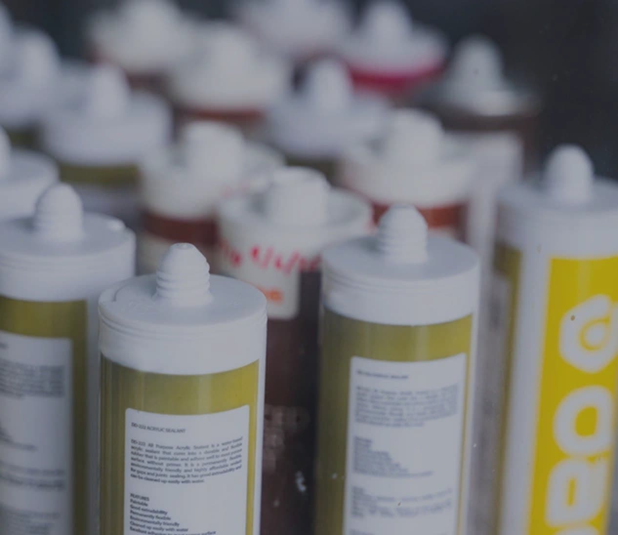 Tiub sealant siap dibungkus. Segmen ni baru bermula Jun 2025 dan masih kecil, iaitu 0.30% hasil, tapi RM1.50 juta duit IPO akan naikkan kapasitinya tiga kali ganda.