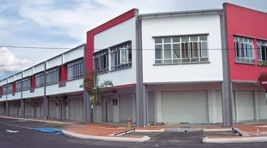 Kedai Meru, Klang: 28 lot kedai, projek komersial pertama KEB, dilancar 2008 dan siap Mac 2011.