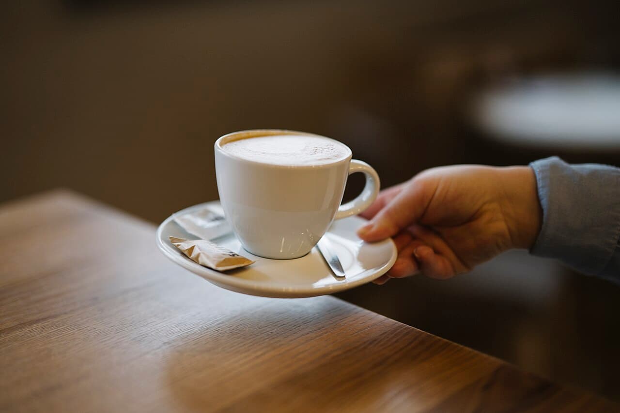 Secawan kopi — teras jenama kopitiam Oriental Kopi