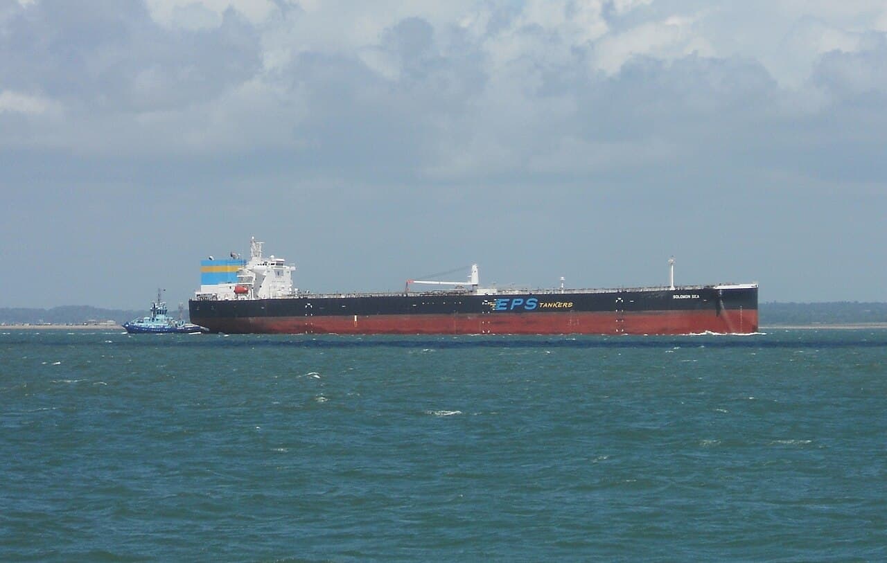 Tanker produk petroleum bersih — armada teras Orkim