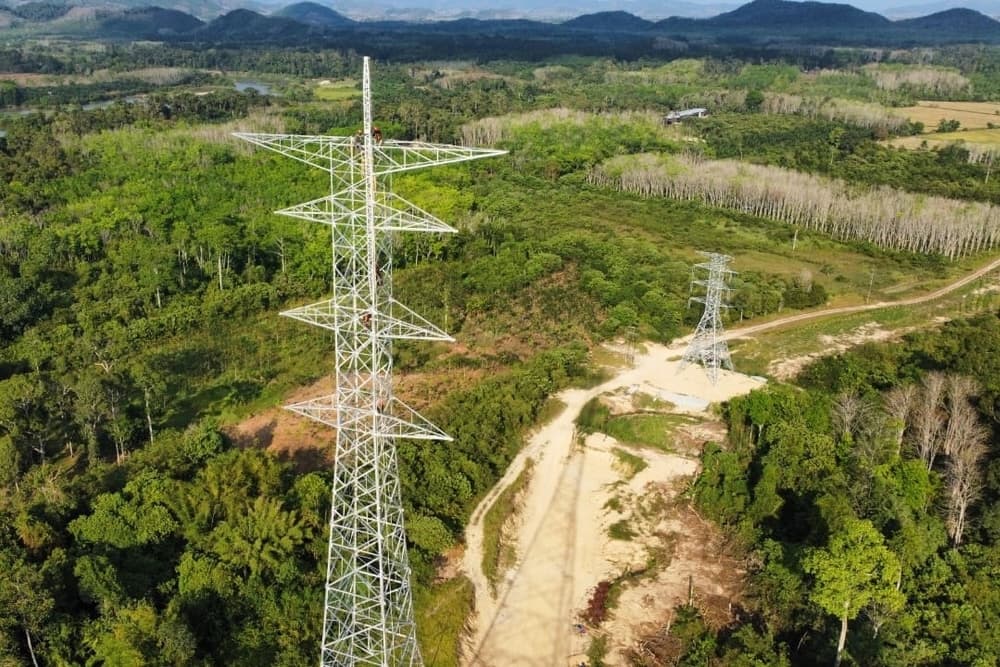 Menara penghantaran Cheeding dalam pembinaan (EPCC TNB)