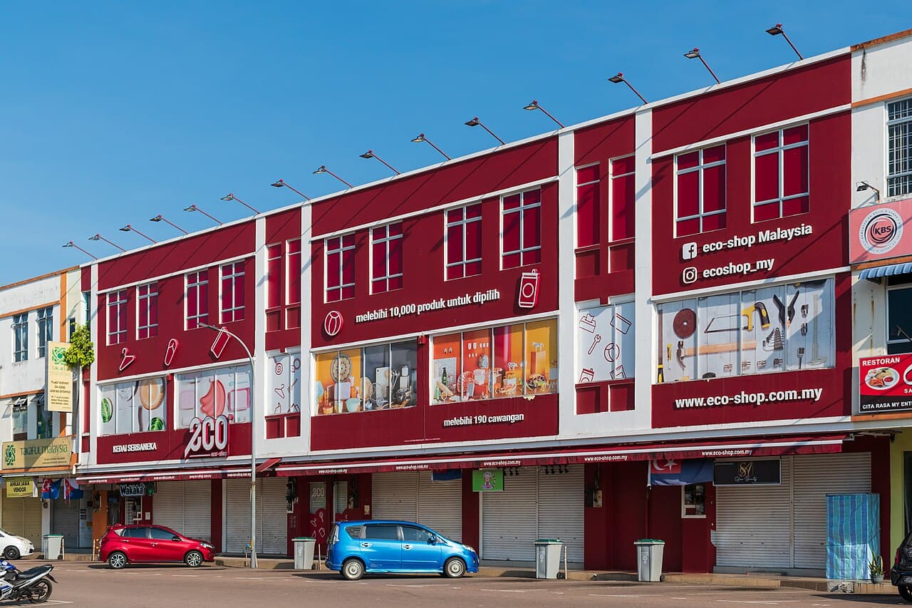 Kedai serba RM2.40 Eco-Shop