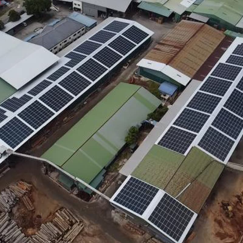 Solar bumbung Northern Solar di kilang Hangtuah Furniture