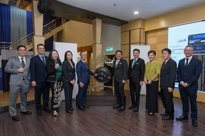 Majlis penyenaraian Reach Ten di Main Market Bursa (Mei 2025)